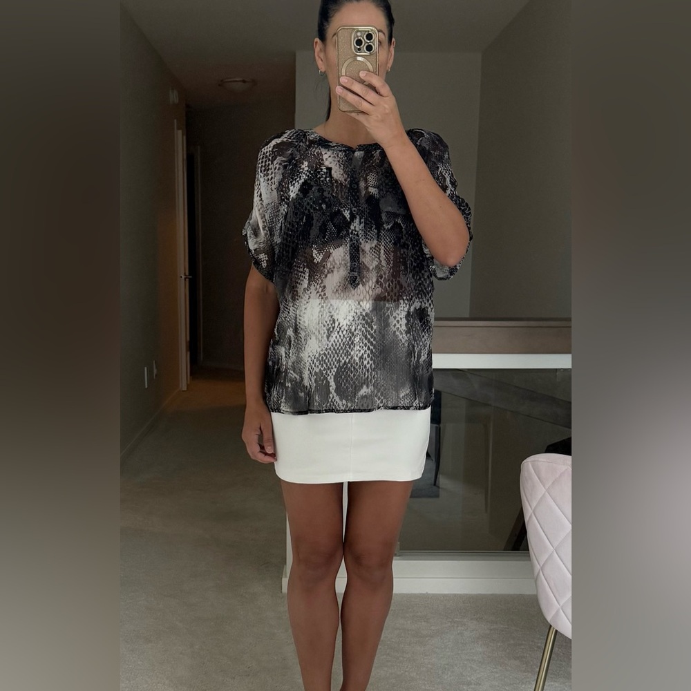 ⭐️ Express Snakeskin Print Oversized Sheer Top XS